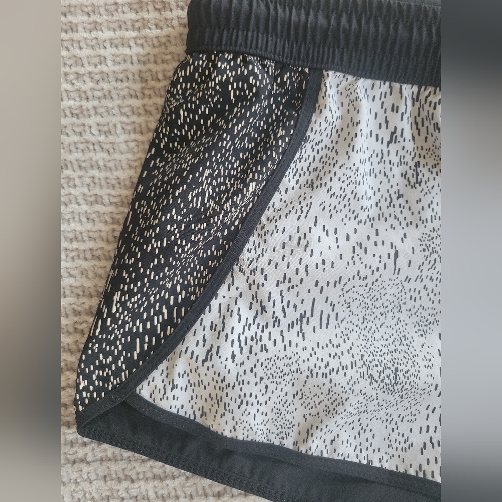 Fabletics Medium - image 4